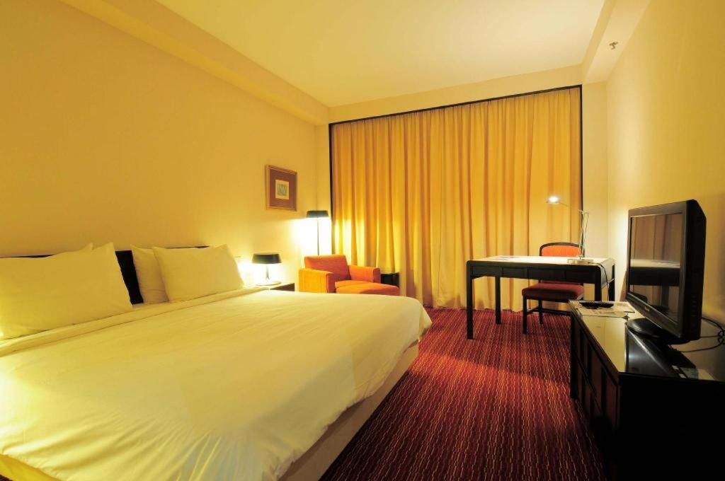 Tanahmas The Sibu Hotel Esterno foto