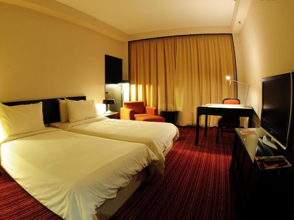 Tanahmas The Sibu Hotel Esterno foto