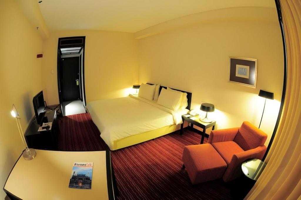 Tanahmas The Sibu Hotel Esterno foto